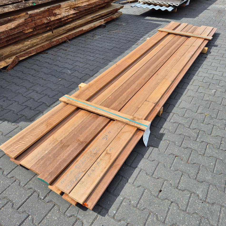 Partij Meranti Afdeklatten 4300x115x18-30mm