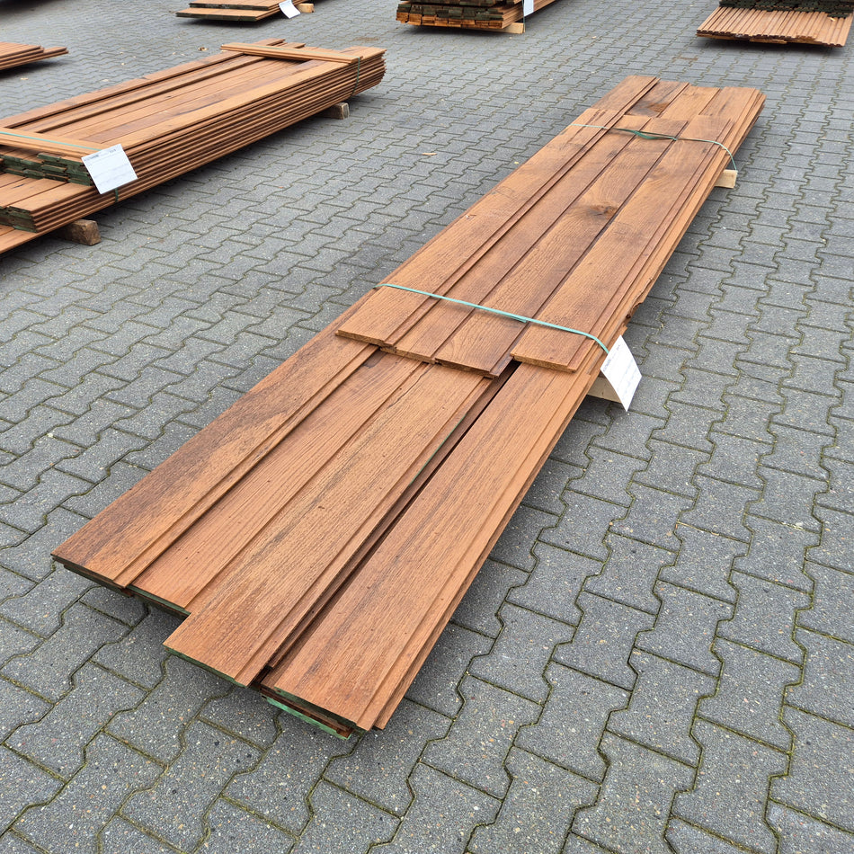 Partij Thermo Ayous Planken channelsiding 2450-3650-4250x185/175x20 mm