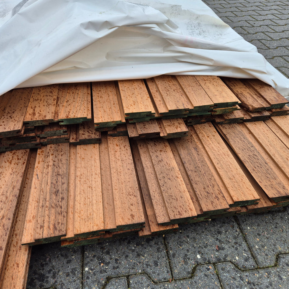 Thermo Ayous Planken channelsiding diverse lengte 4550tot2750x90-80x20mm