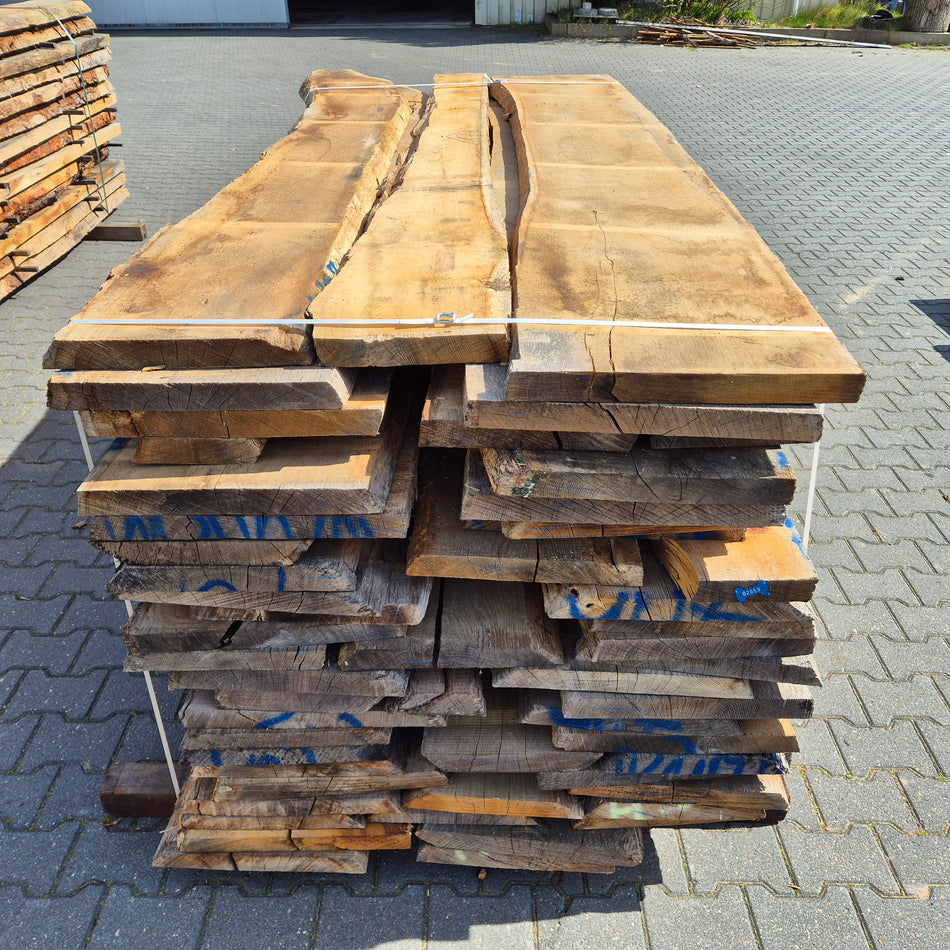 Partij Duits Eiken Schaaldelen 3600-2500x450-200x40-42mm Windgedroogd