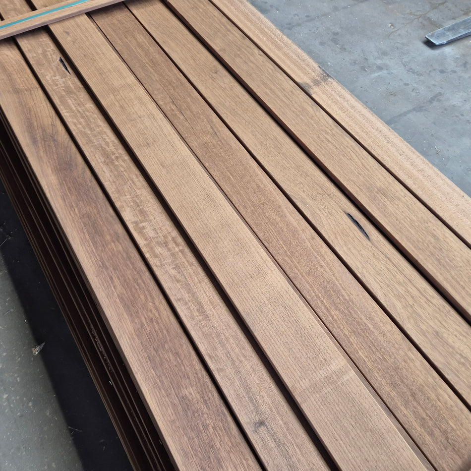 Thermo Frake Geschaafde Plank mix partij van 2000 tot 4750x140x19mm