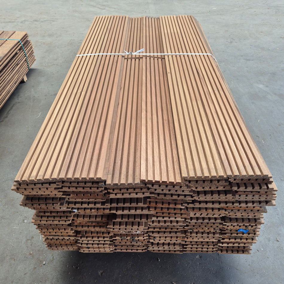 Partij Thermo Ayous Planken dubbel triple rhombus 2000x170-160x21mm