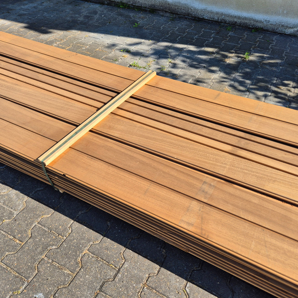 Partij Thermo Ayous Planken dubbel rhombus 2740x140-130x21mm