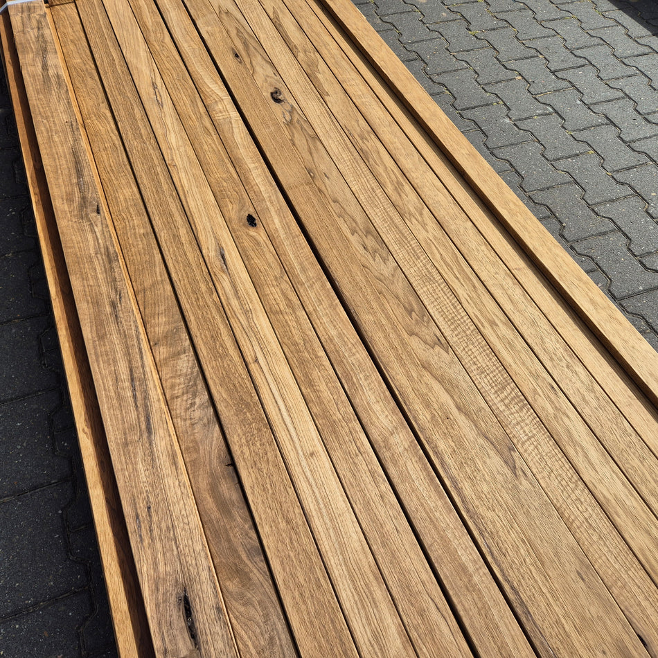 Partij Thermo Frake Barcode Geschaafde Plank 2750tot4550x66tot140x18mm