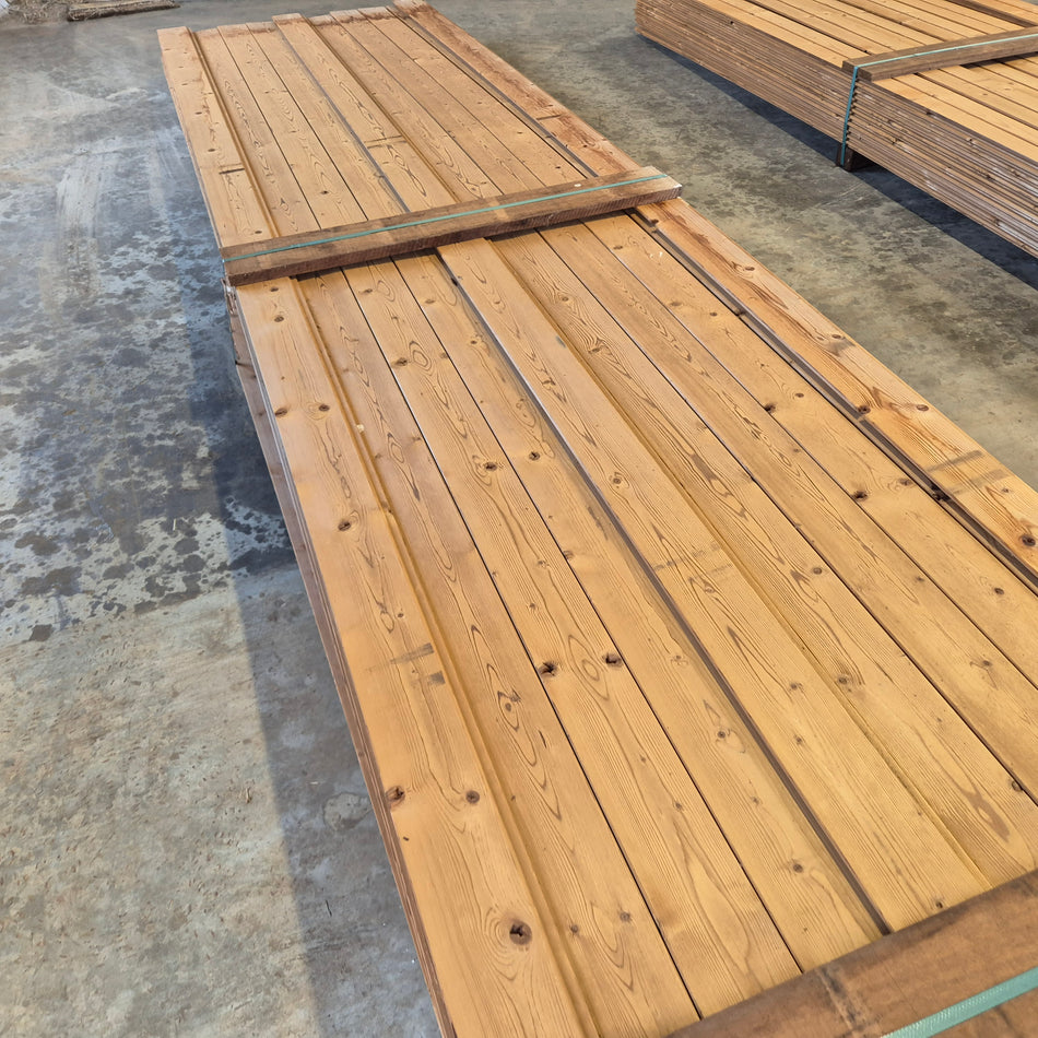 Partij Thermo Vuren halfhouts Rabat planken 3900-5400x140-130x18mm