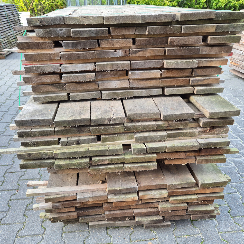 Partij Eiken planken 2100-2300x160x27-30mm Windgedroogd