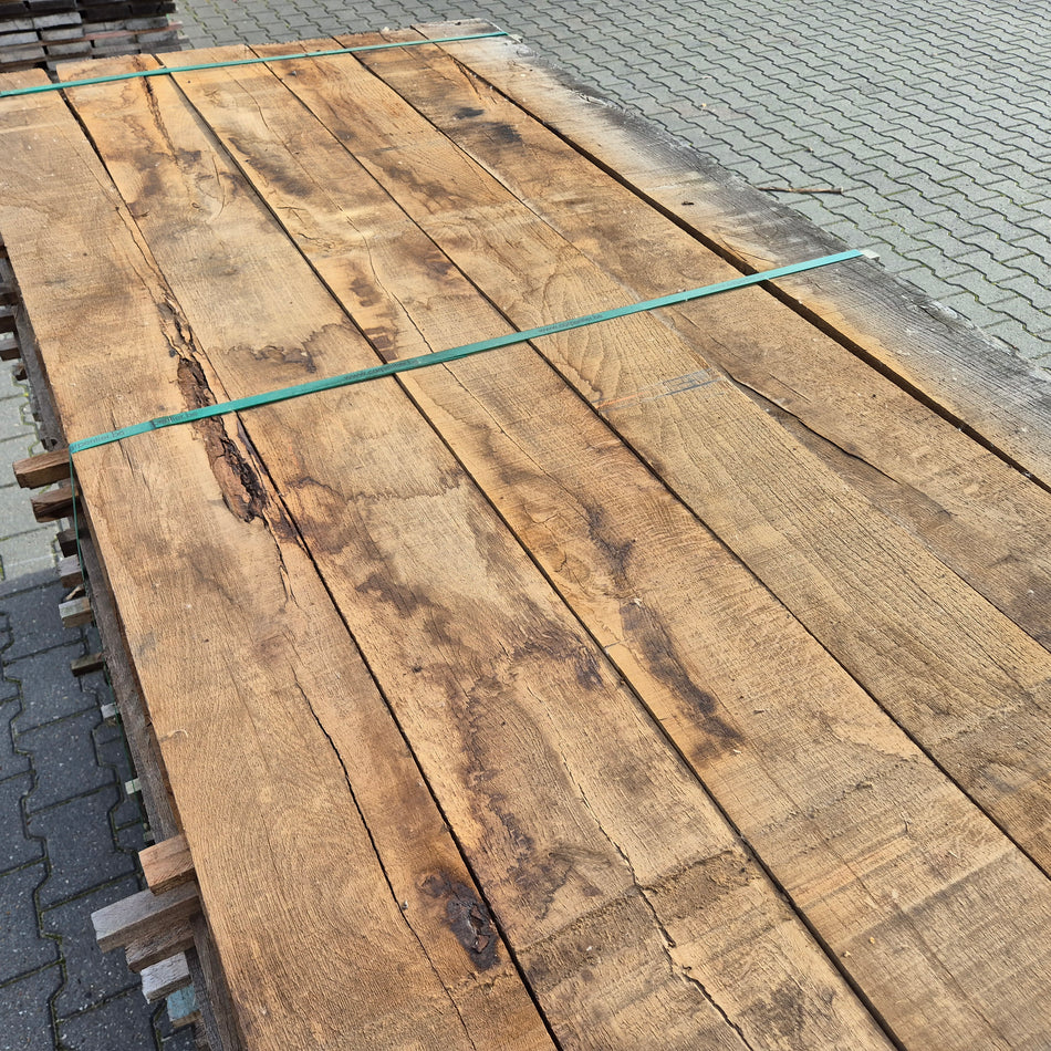 Partij Eiken planken 2000x160x27-30mm Windgedroogd