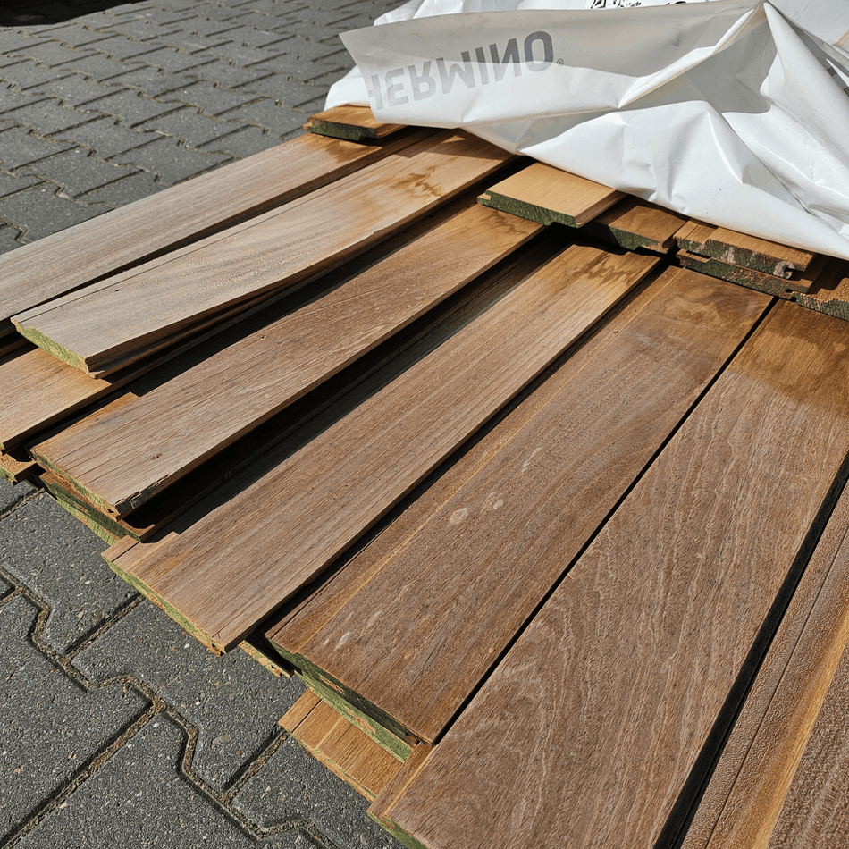 Thermo Ayous Channelsiding 2450-3050x141x20mm
