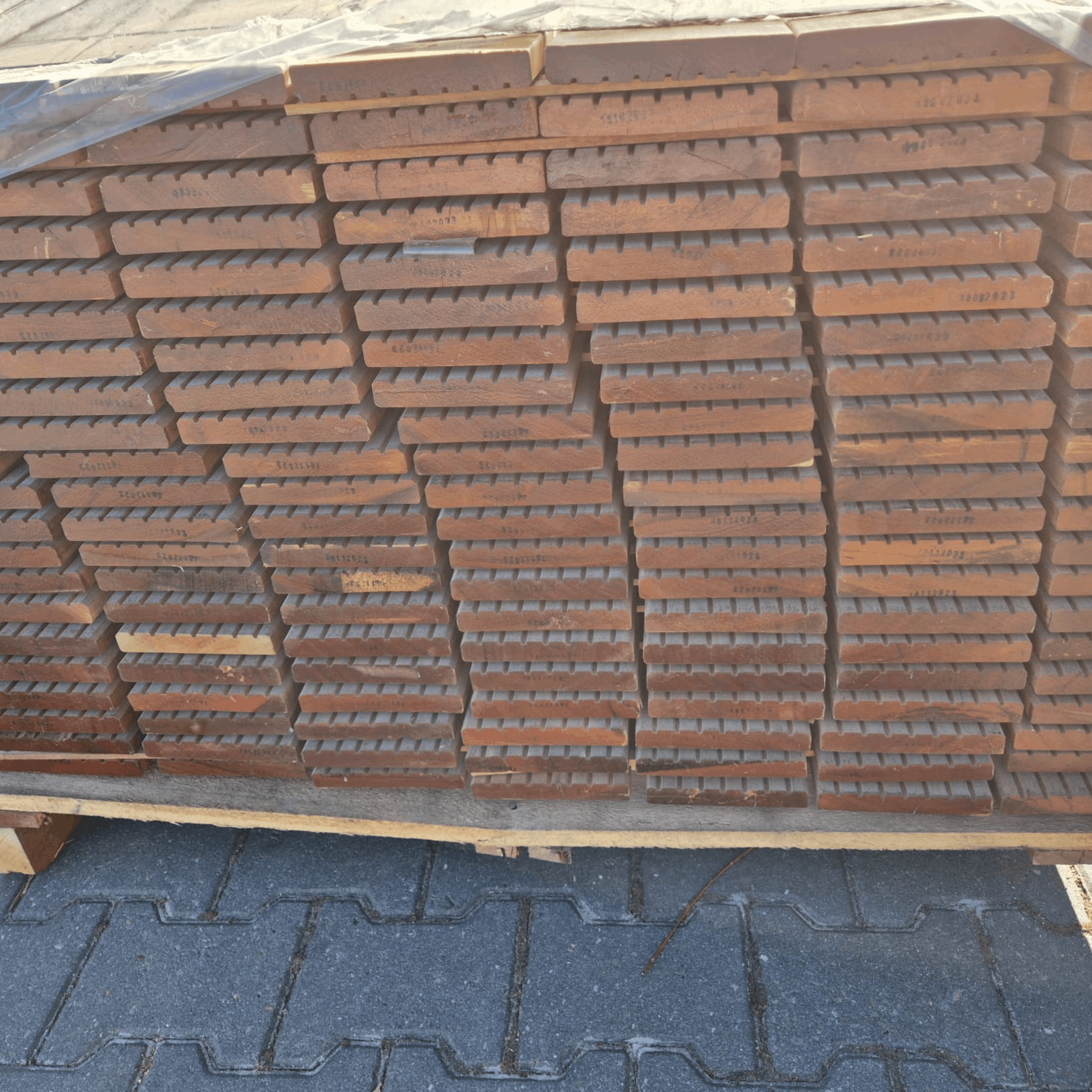 Vlonderplank Bangkirai 4900x145x21mm