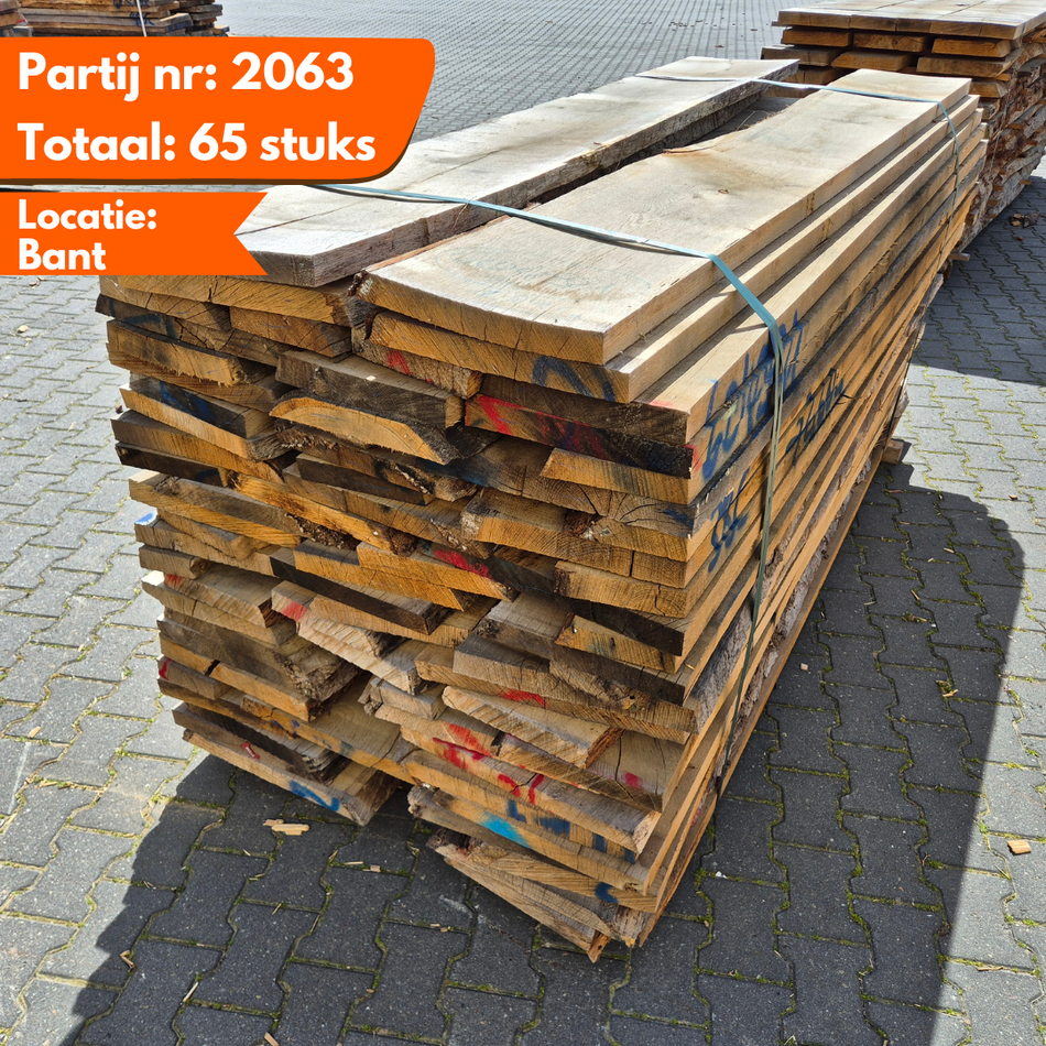 Partij Duits Eiken Schaaldelen 2250-2650x200-550x40-42mm Windgedroogd