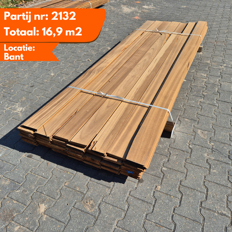 Partij Thermo Ayous Planken channelsiding 3040-2450x140-130x20mm