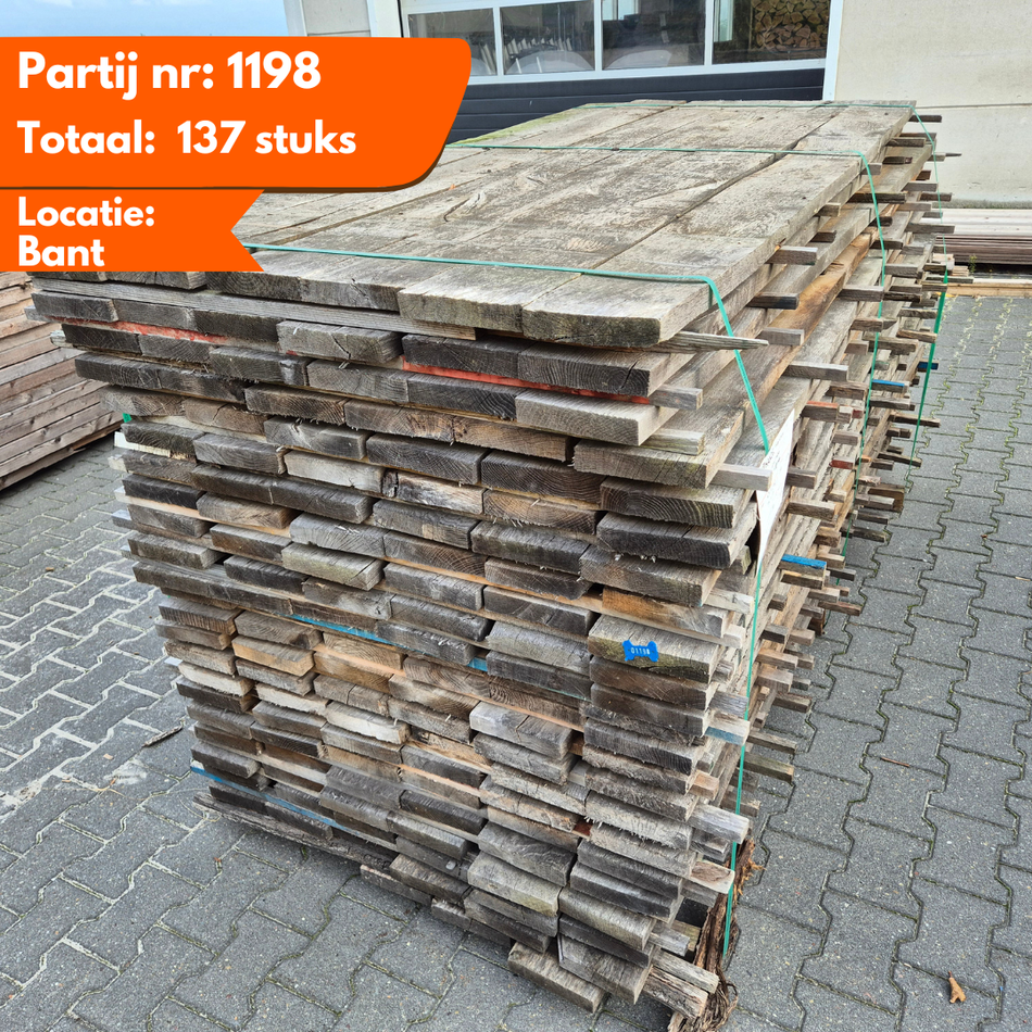 Partij Eiken planken 2100-2300x160x27-30mm Windgedroogd