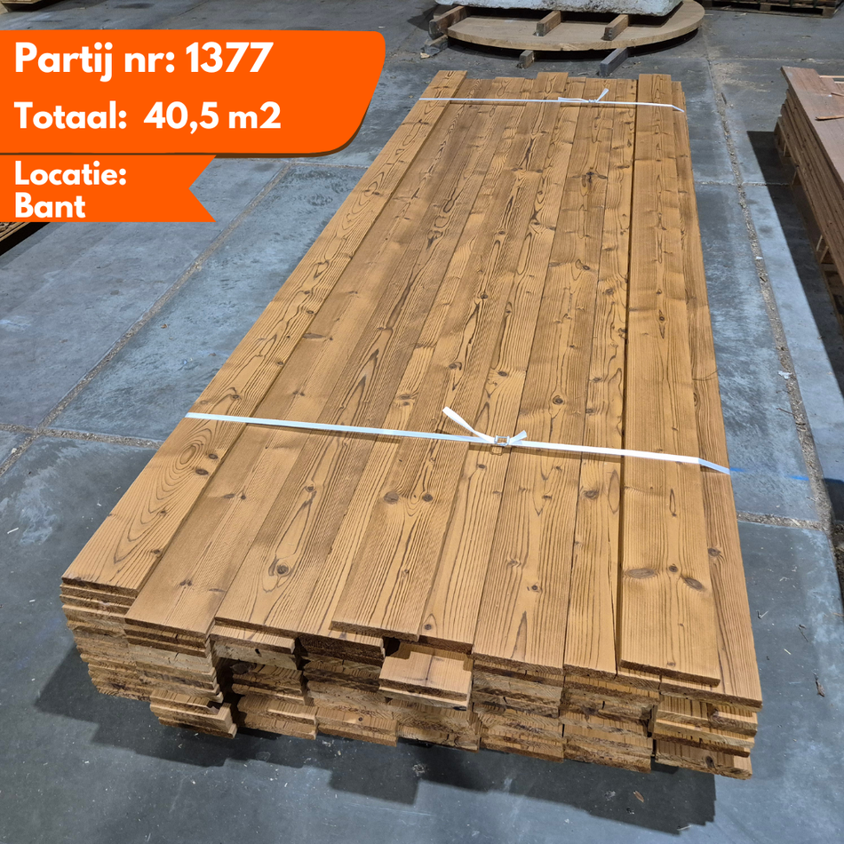 Partij Thermo Vuren planken geborsteld 3000x135x18mm
